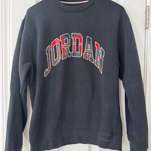 Jordan Men's Black and Red Crewneck Sweatshirt